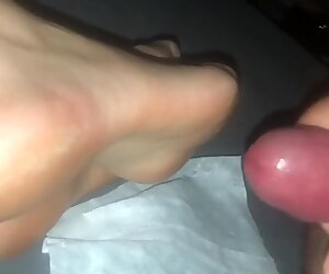 i cum on my very hot wife s foot Her acc bit.do/eTA3t - Carolina Sweets