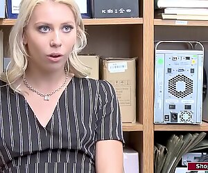 Schwanzlutschen und schlucken in Kanderzimmer