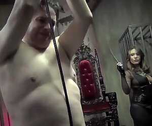 Elsker Mena Li Asiatisk Cruelty Whipping