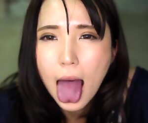 Sinnlich japanisch saugen und schlucken.